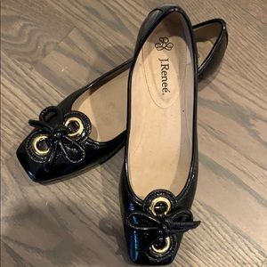 J Renee Black Bow Knot Patent Leather .5” Heel 9.5